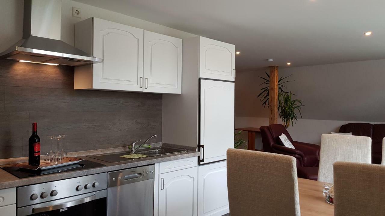 Utkiek Apartment *